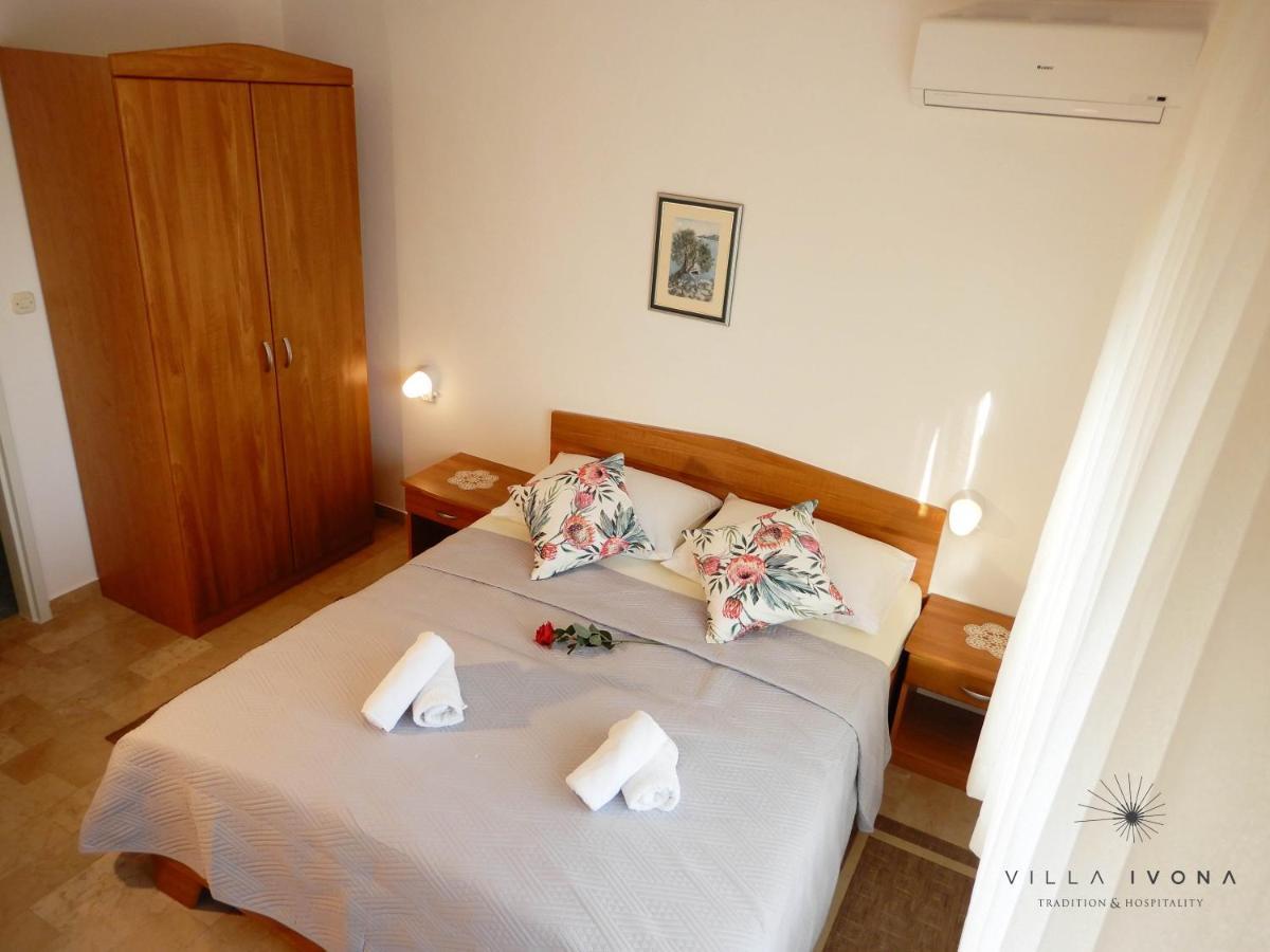 Bed And Breakfast Ivona Baška Voda Esterno foto